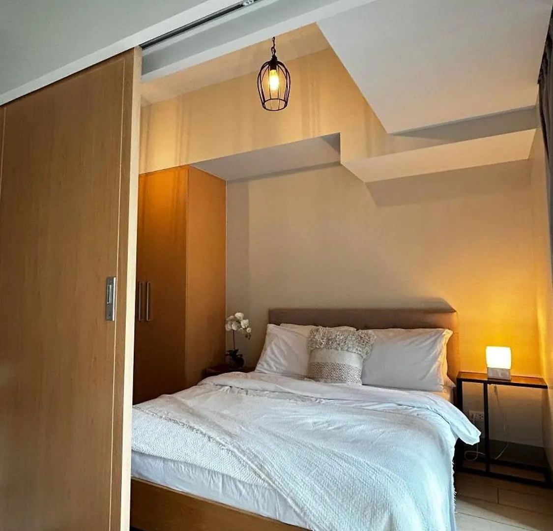 Uptown Parksuites Tower Two - Bgc Taguig, Manila