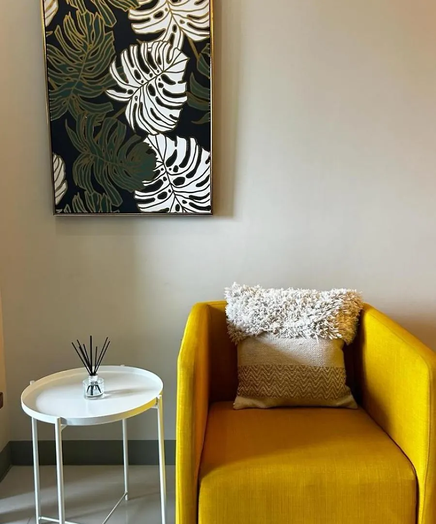 Apartment Uptown Parksuites Tower Two - Bgc Taguig, Manila