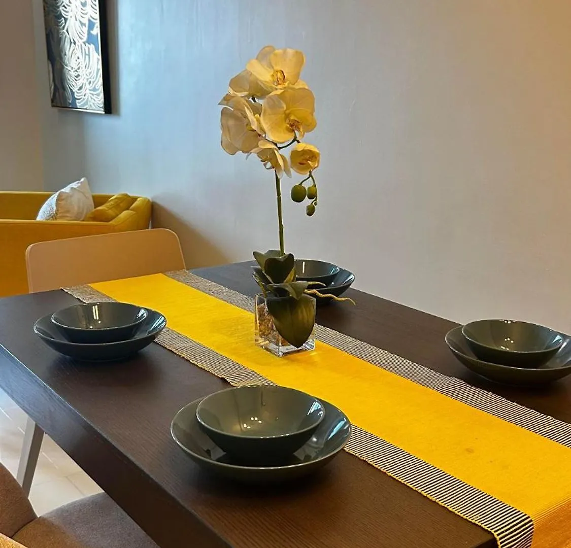 Apartment Uptown Parksuites Tower Two - Bgc Taguig, Manila